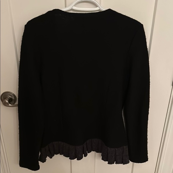 A. Giannetti Black & Grey Wool Ruffle front & bottom zip front Jacket, size M - Picture 5 of 7